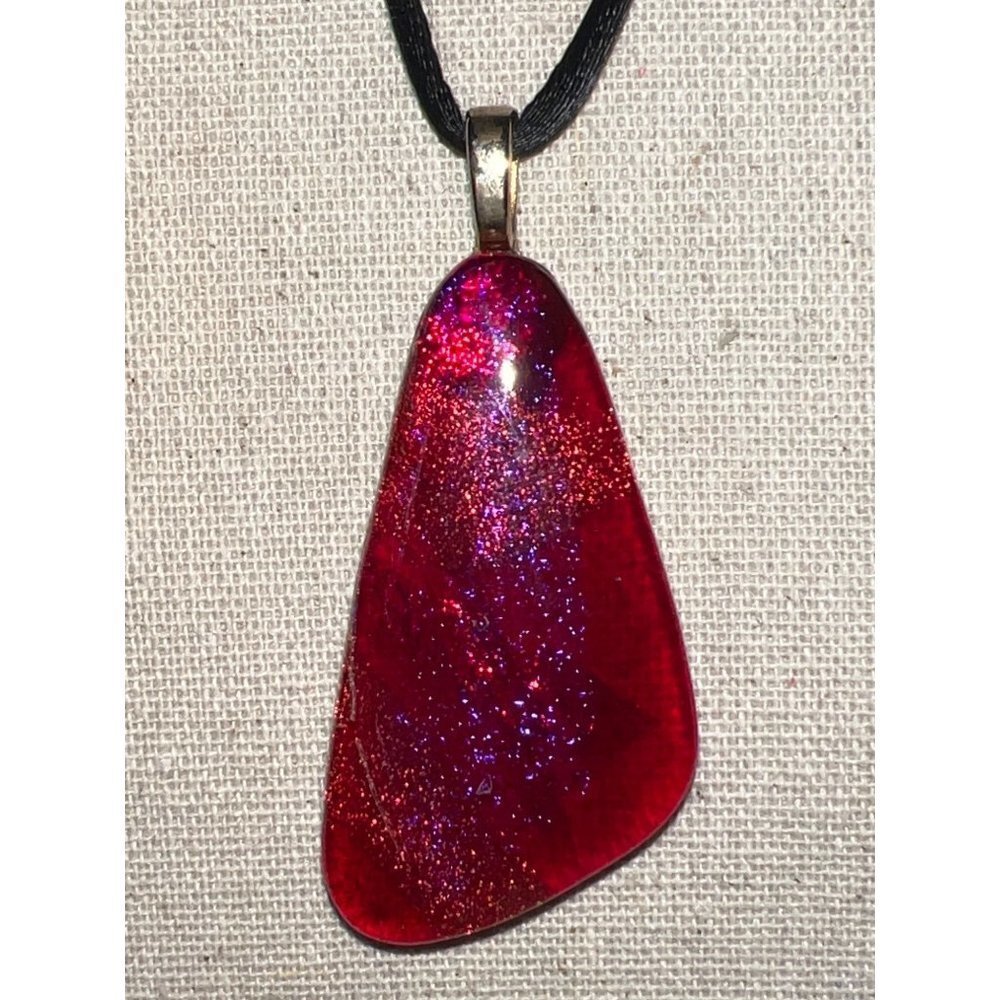 Red Glitter Oblong Glass Pendant --  15"
